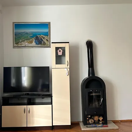 Livstay شقة ليفنو